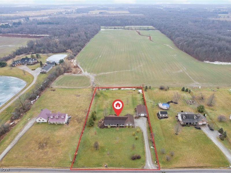 317 County Road 40, Sullivan, OH 44880 Photo 2