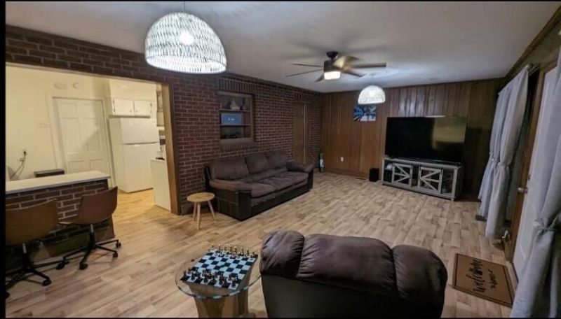 630 Highland Street Photo 11