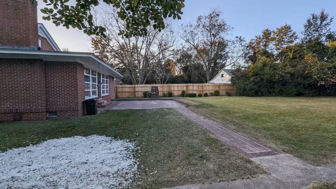 630 Highland Street Photo 20