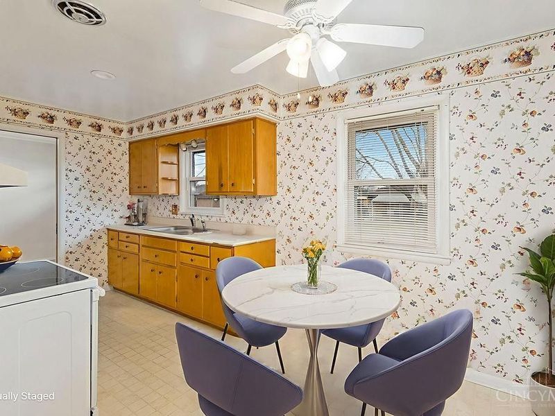 330 Kenyon Drive, Hamilton, OH 45015 Photo 5