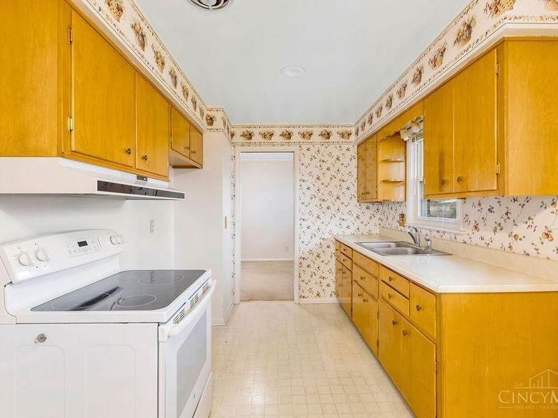 330 Kenyon Drive, Hamilton, OH 45015 Photo 7