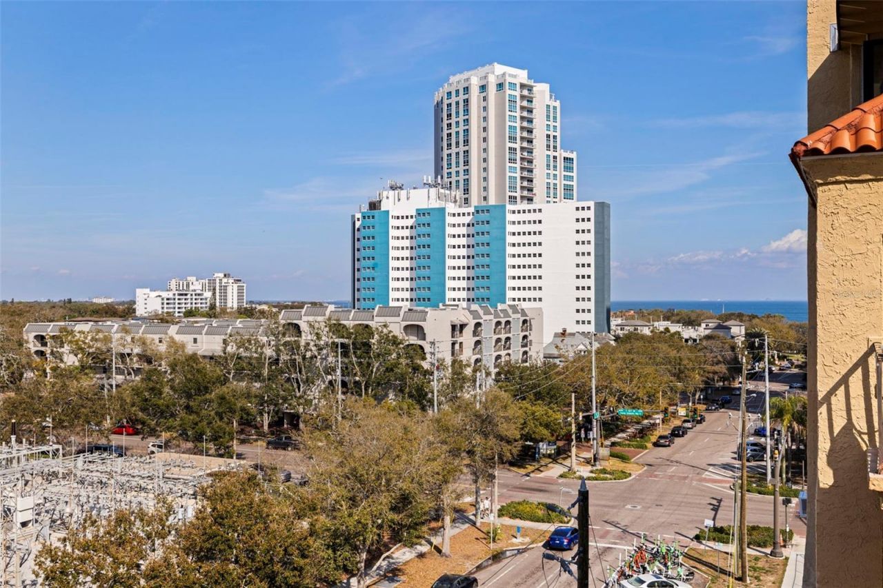 130 4th Avenue N, Unit 602, Saint Petersburg, FL 33701 Photo