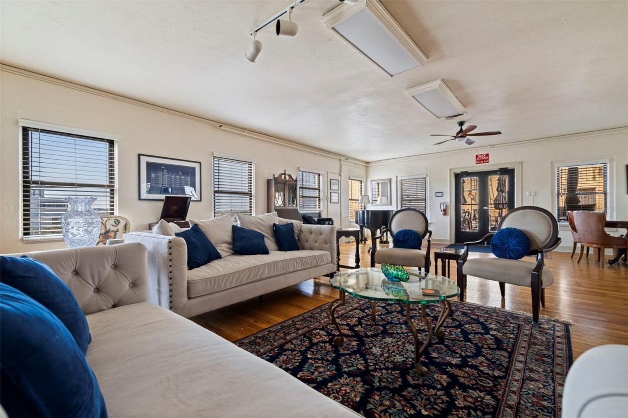 130 4th Avenue N, Unit 602, Saint Petersburg, FL 33701 Photo