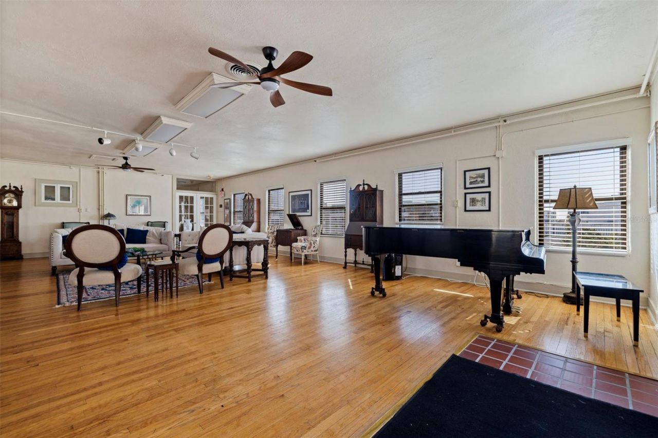 130 4th Avenue N, Unit 602, Saint Petersburg, FL 33701 Photo