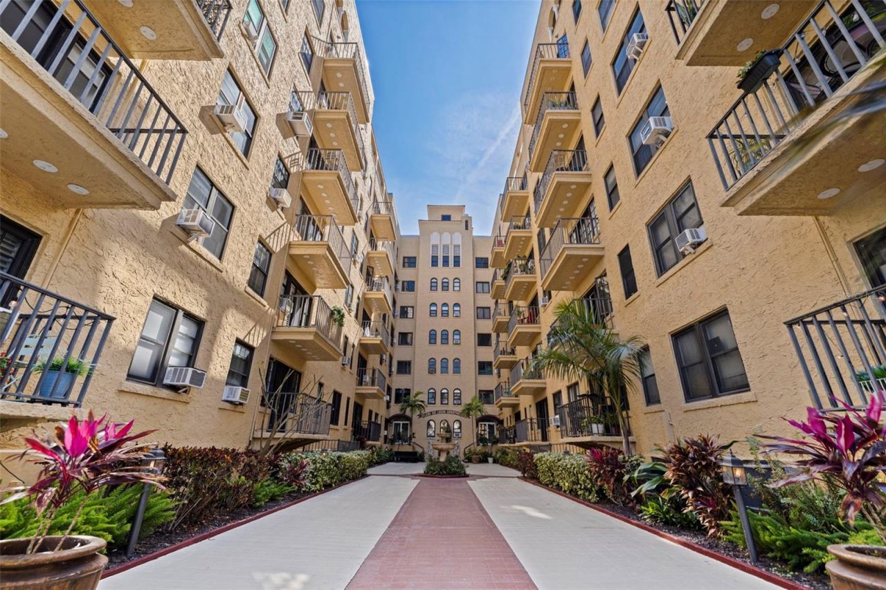 130 4th Avenue N, Unit 602, Saint Petersburg, FL 33701 Photo