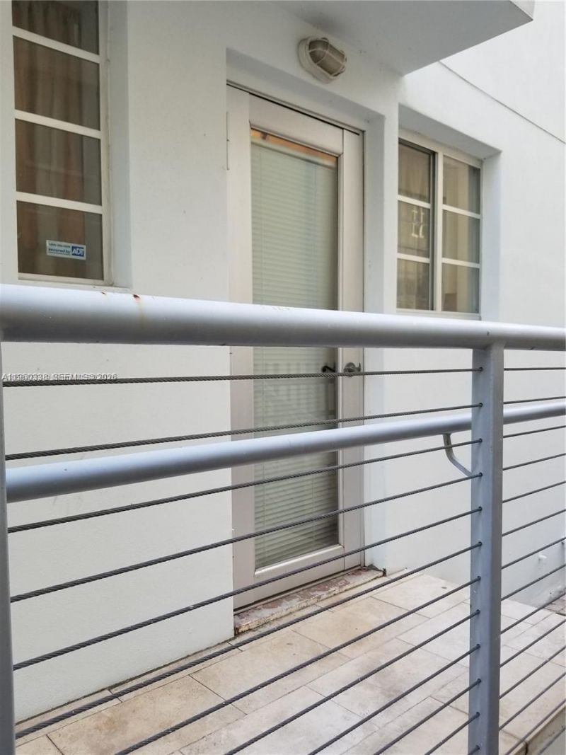 1045 Meridian Ave , Unit 5, Miami Beach, FL 33139 Photo