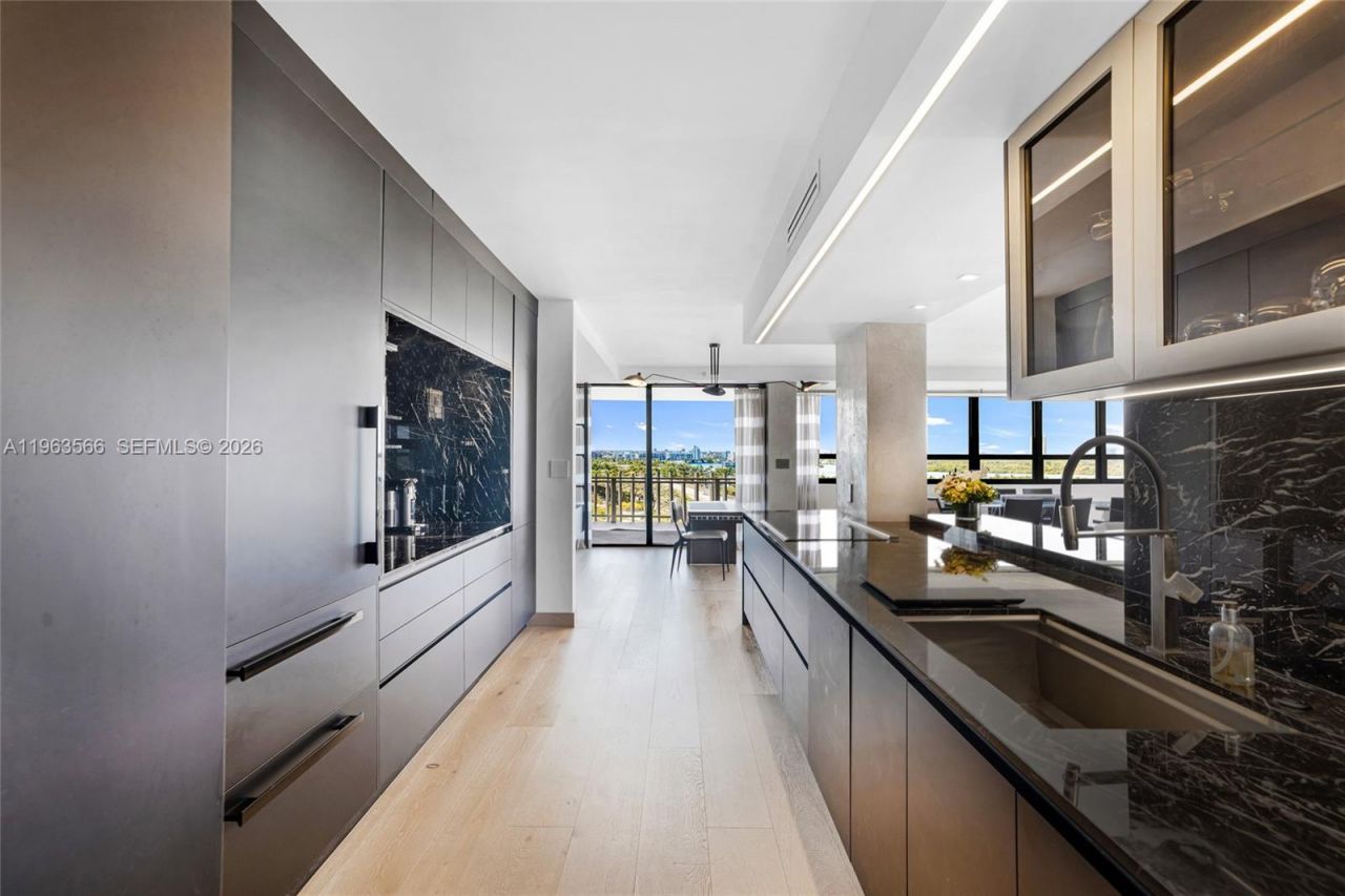 10205 Collins Ave, Unit 1002, Bal Harbour, FL 33154 Photo