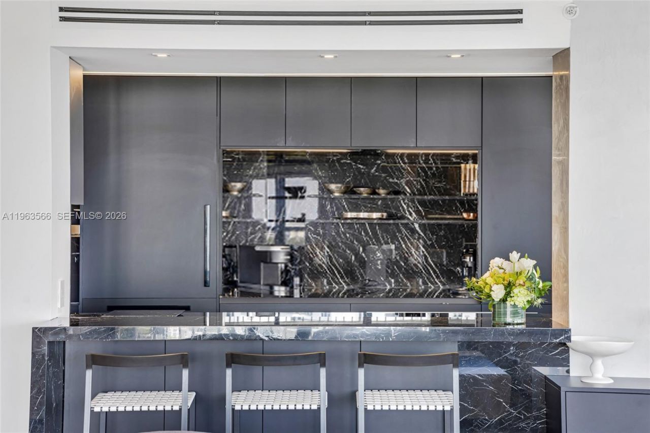 10205 Collins Ave, Unit 1002, Bal Harbour, FL 33154 Photo