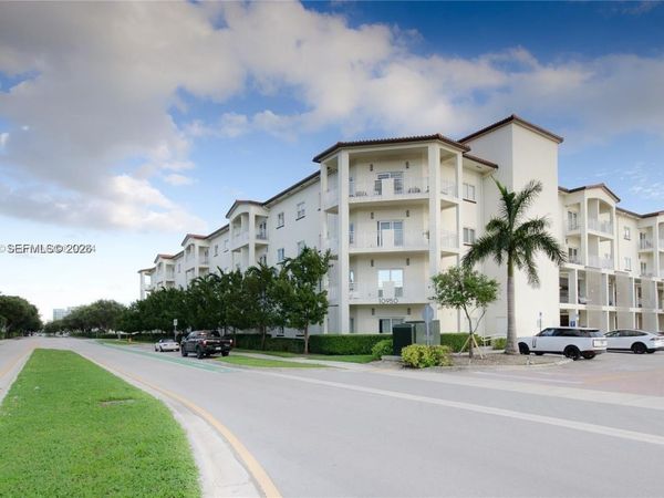 10950 NW 82nd St, Unit 204, Doral, FL 33178