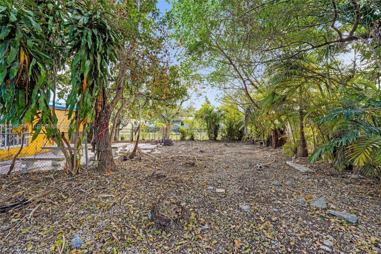 546 NW 8th Ave , Homestead, FL 33030 Photo