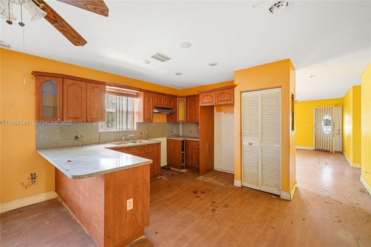 546 NW 8th Ave , Homestead, FL 33030 Photo