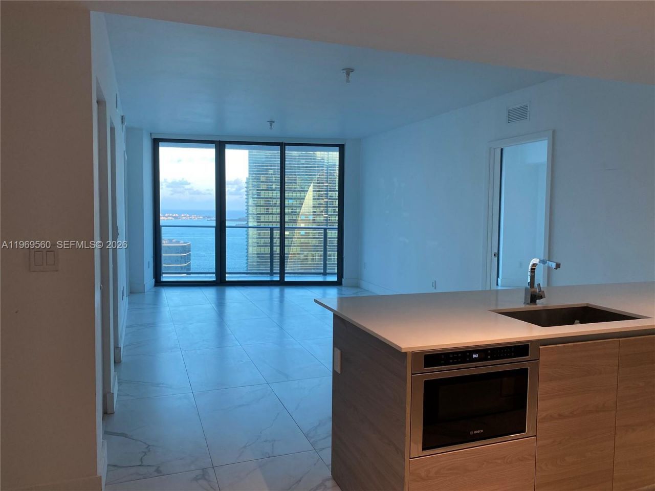 1300 S Miami Ave , Unit 3702, Miami, FL 33130 Photo