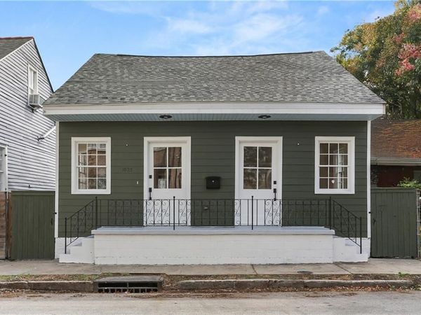 1025 CONGRESS Street, New Orleans, LA 70117