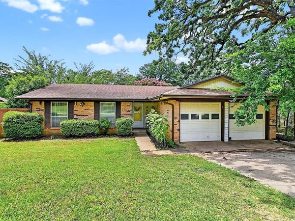 813 Glen Key Street, Denison, TX 75020