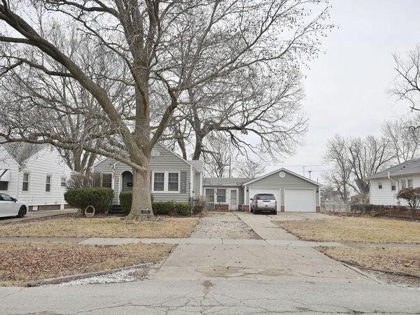 3236 S 5th Street, Springfield, IL 62703