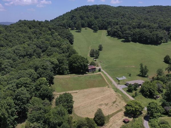 219 Ridge Road, Eidson, TN 37731