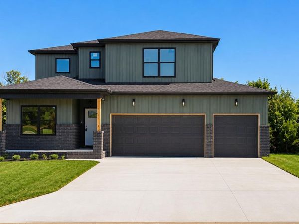 118 E Acacia Circle, Clever, MO 65631