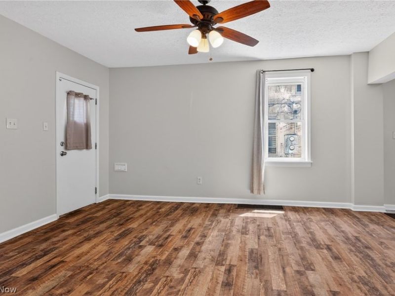 3346 W 59th Place, Cleveland, OH 44102 Photo 17