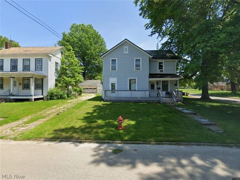 30 S Middle Street, Columbiana, OH 44408 Photo 2
