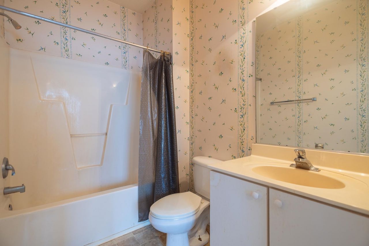 5751 Oyster Catcher Dr.  Photo 13