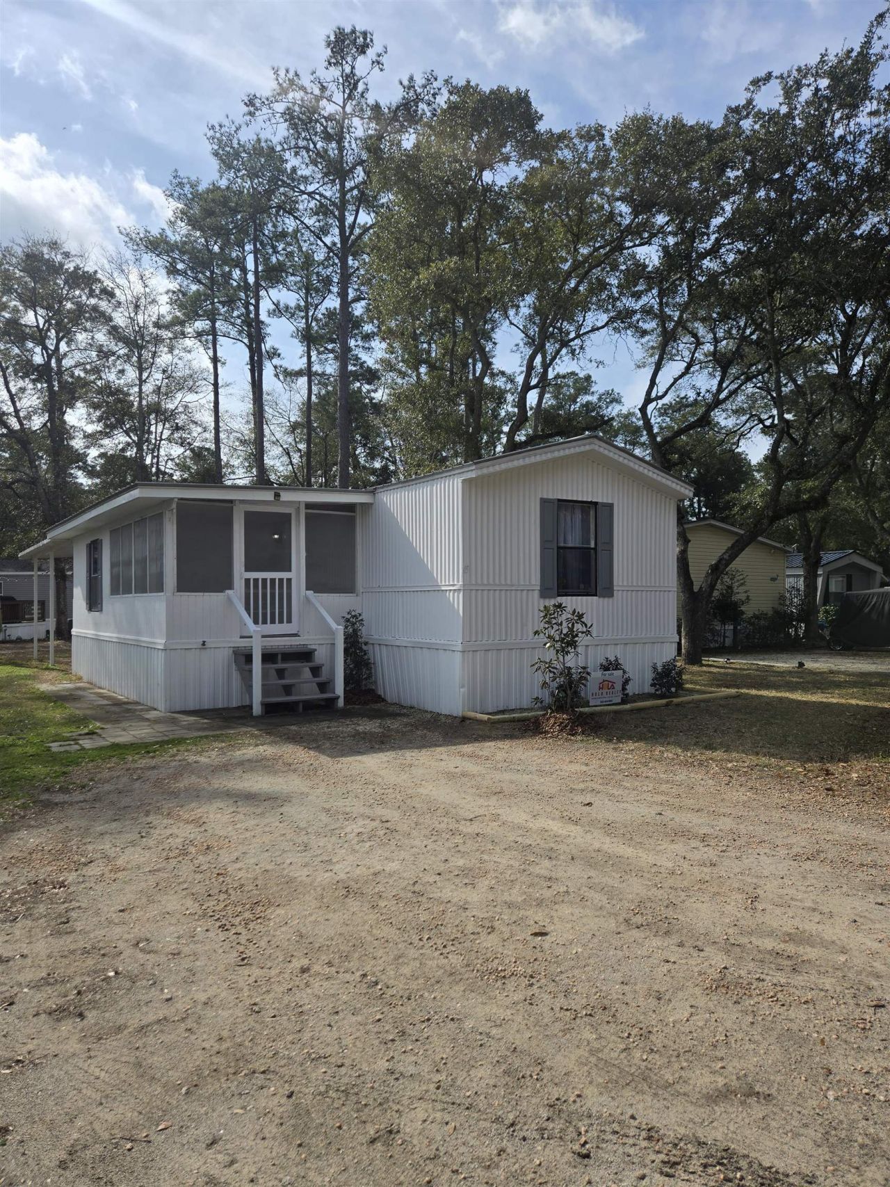 491 Clubhouse Rd. Photo 4