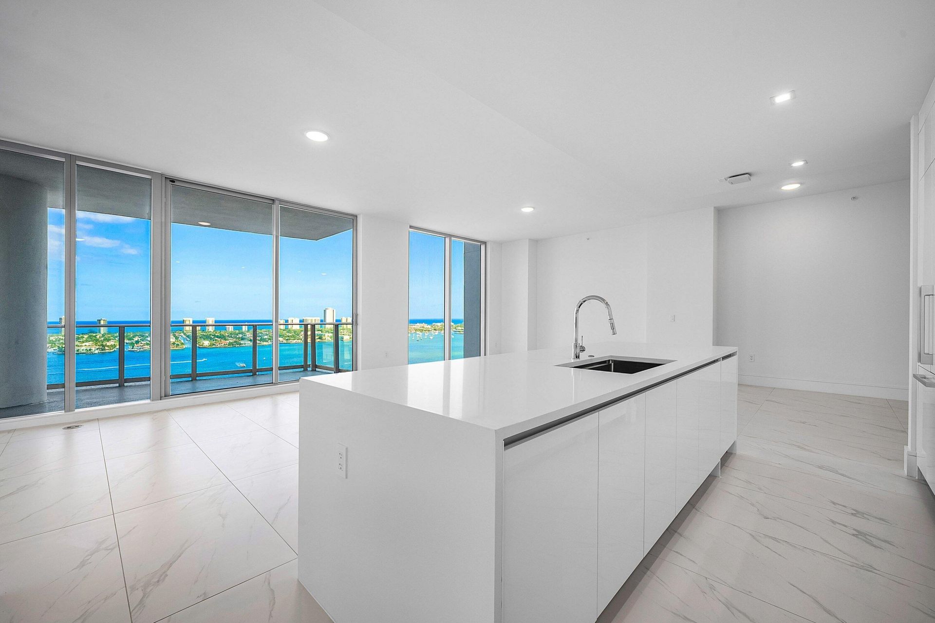 220 Lake Shore Drive, Unit 2202, Lake Park, FL 33403 Photo