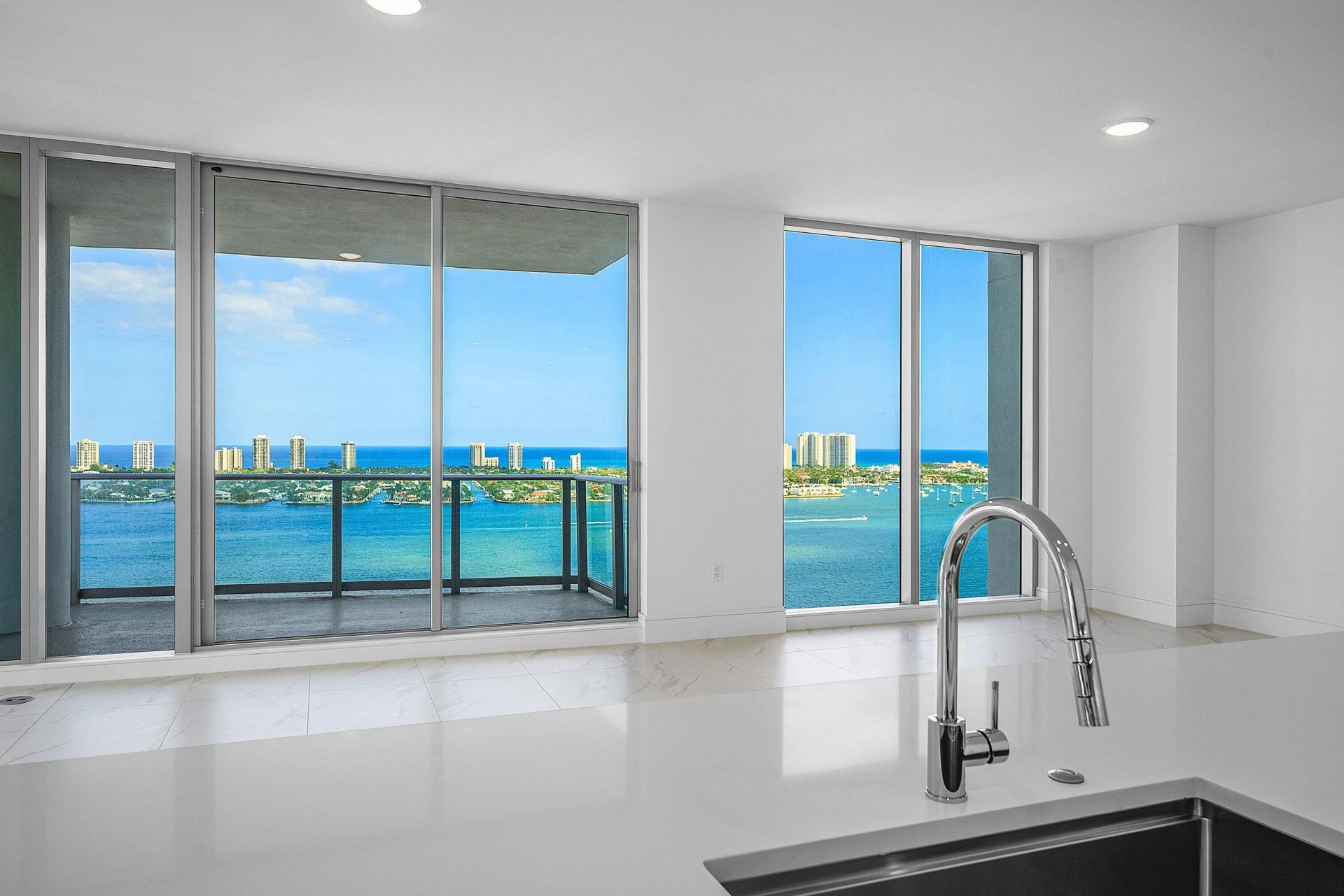 220 Lake Shore Drive, Unit 2202, Lake Park, FL 33403 Photo