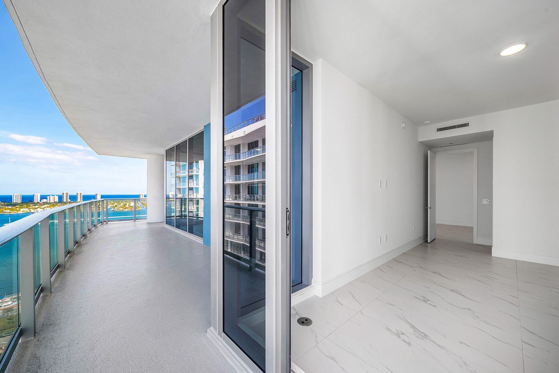 220 Lake Shore Drive, Unit 2202, Lake Park, FL 33403 Photo