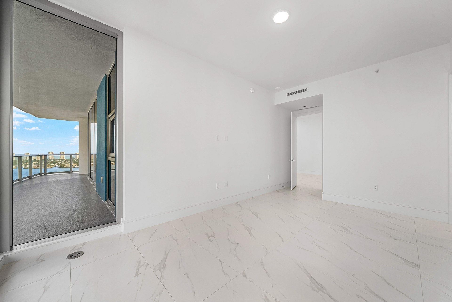 220 Lake Shore Drive, Unit 2202, Lake Park, FL 33403 Photo