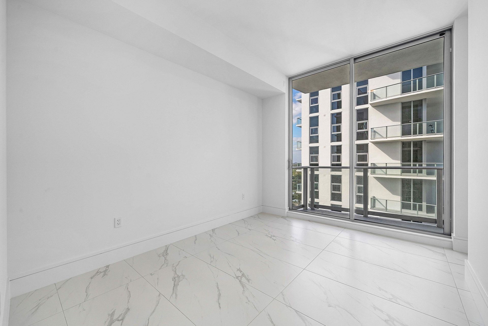 220 Lake Shore Drive, Unit 2202, Lake Park, FL 33403 Photo