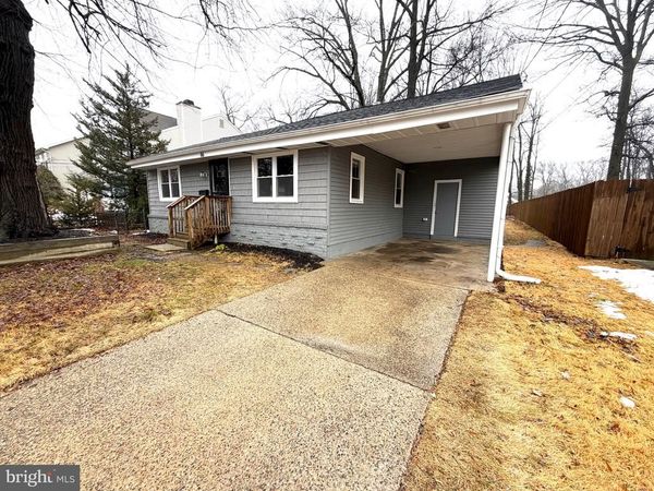 66 W CENTER AVENUE, MAPLE SHADE, NJ 08052