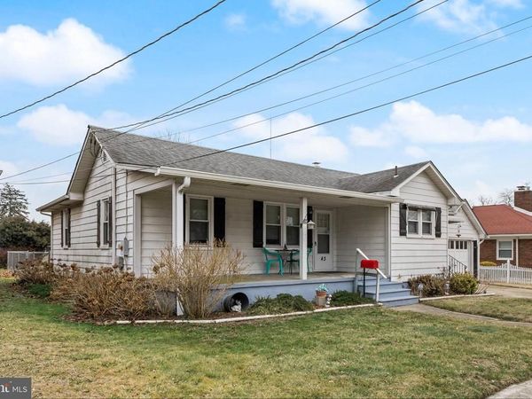 43 VASSAR PLACE, VINELAND, NJ 08360