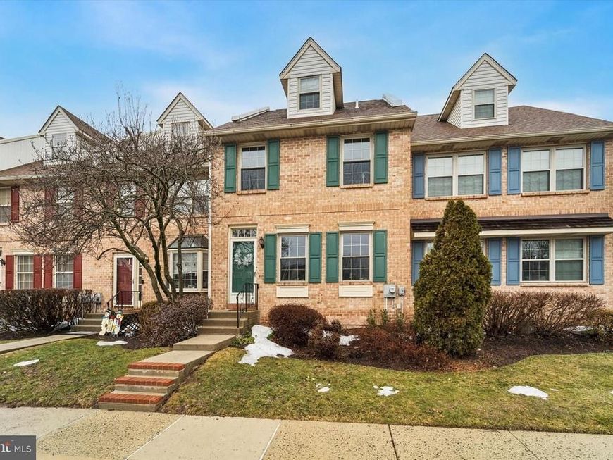 119 Susan Constant Court, Unit 19, East Norriton, PA 19401 Main Photo