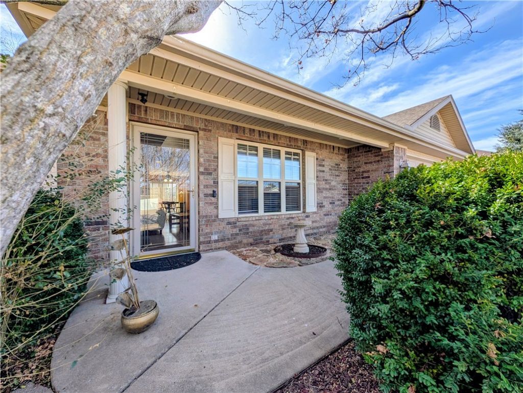 3801 SW Moline Avenue, Bentonville, AR 72712 Main Photo