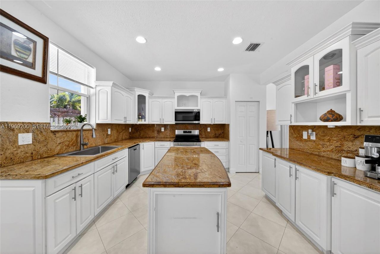 20671 SW 87th Ct , Cutler Bay, FL 33189 Photo