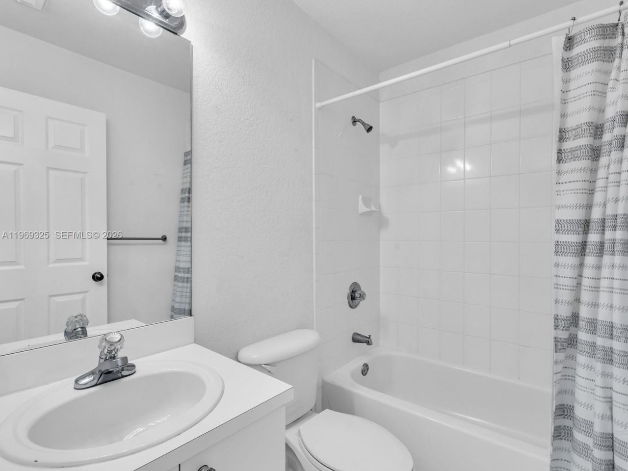 11512 NW 48th Ter, Unit #, Doral, FL 33178 Photo