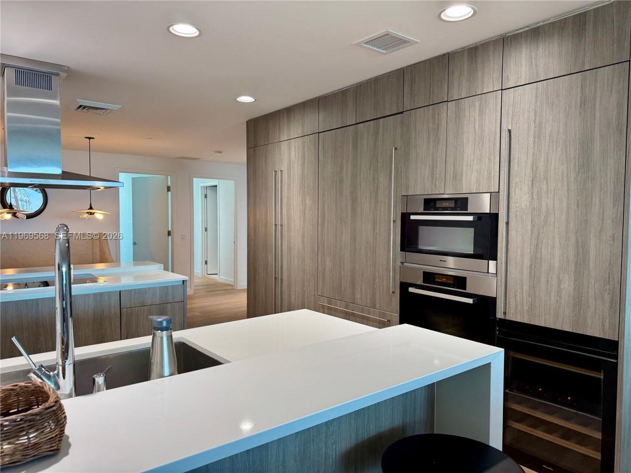 350 Ocean Dr, Unit 406N, Key Biscayne, FL 33149 Photo