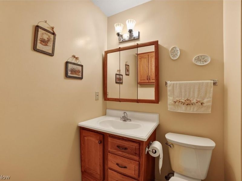 10024 Huntington Park Drive, Strongsville, OH 44136 Photo 17