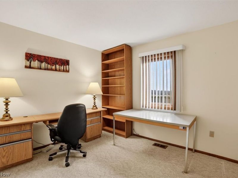 10024 Huntington Park Drive, Strongsville, OH 44136 Photo 22