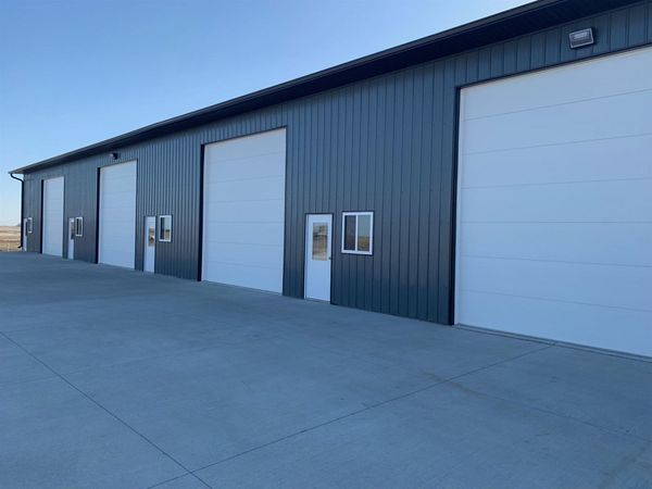 616 17th St SE Unit #15, Orange City, IA 51041