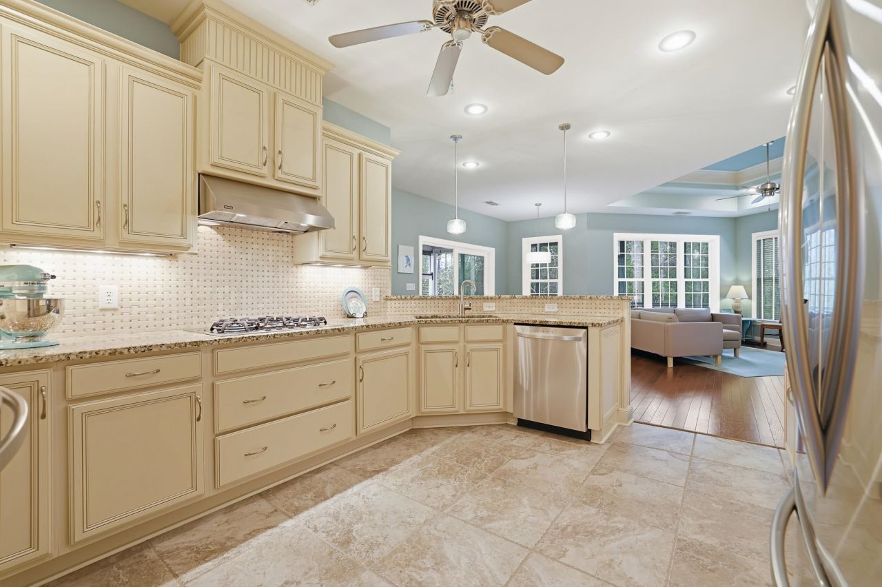 621 Whispering Pines Ct. Photo 22