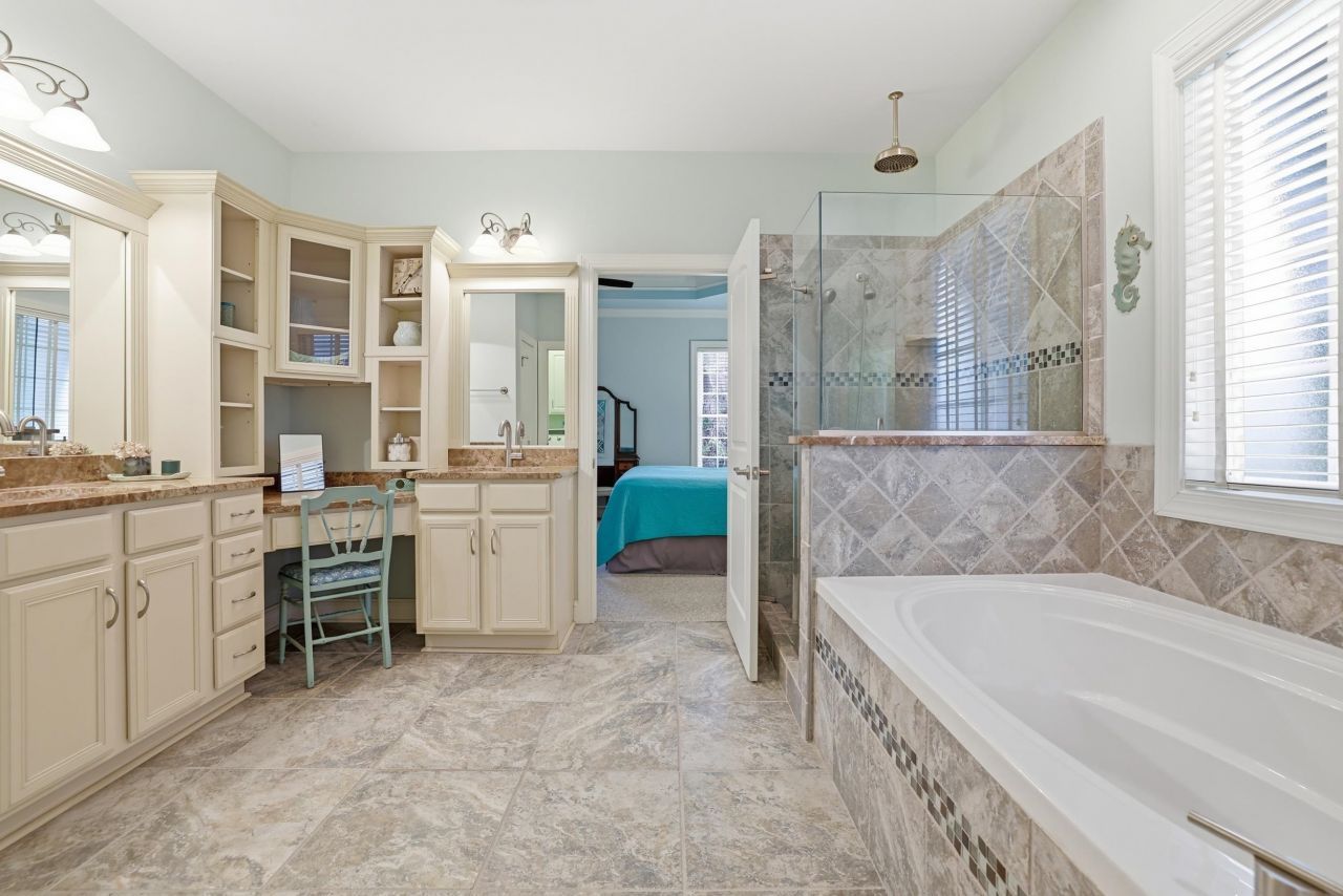 621 Whispering Pines Ct. Photo 26