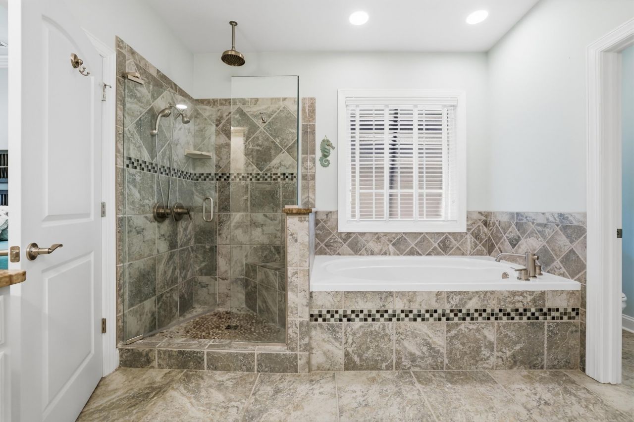 621 Whispering Pines Ct. Photo 28