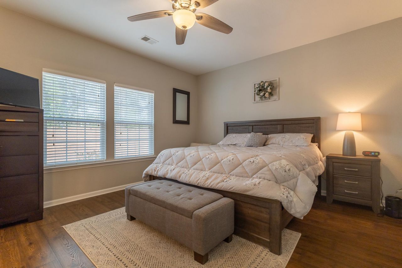 131 Chenoa Dr. Photo 21