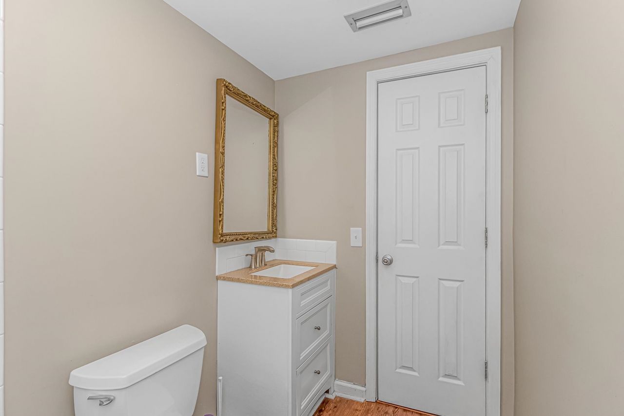 4247 Black Island Rd. Photo 14