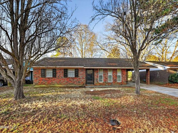 375 James Garfield Circle, Jackson, MS 39213