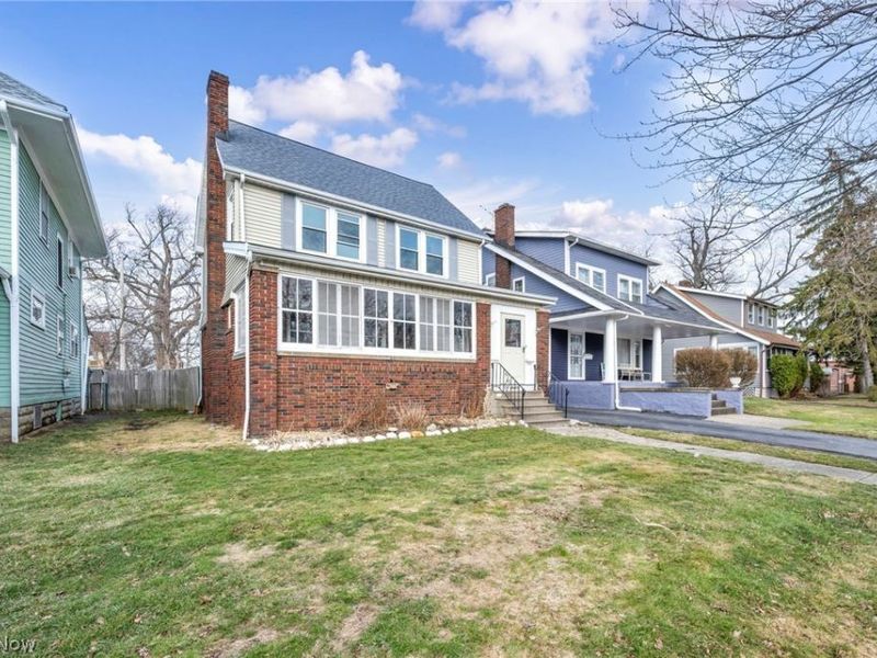 18405 Windward Road, Cleveland, OH 44119 Photo 5