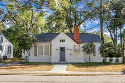 221 Brownlehe Street photo 4