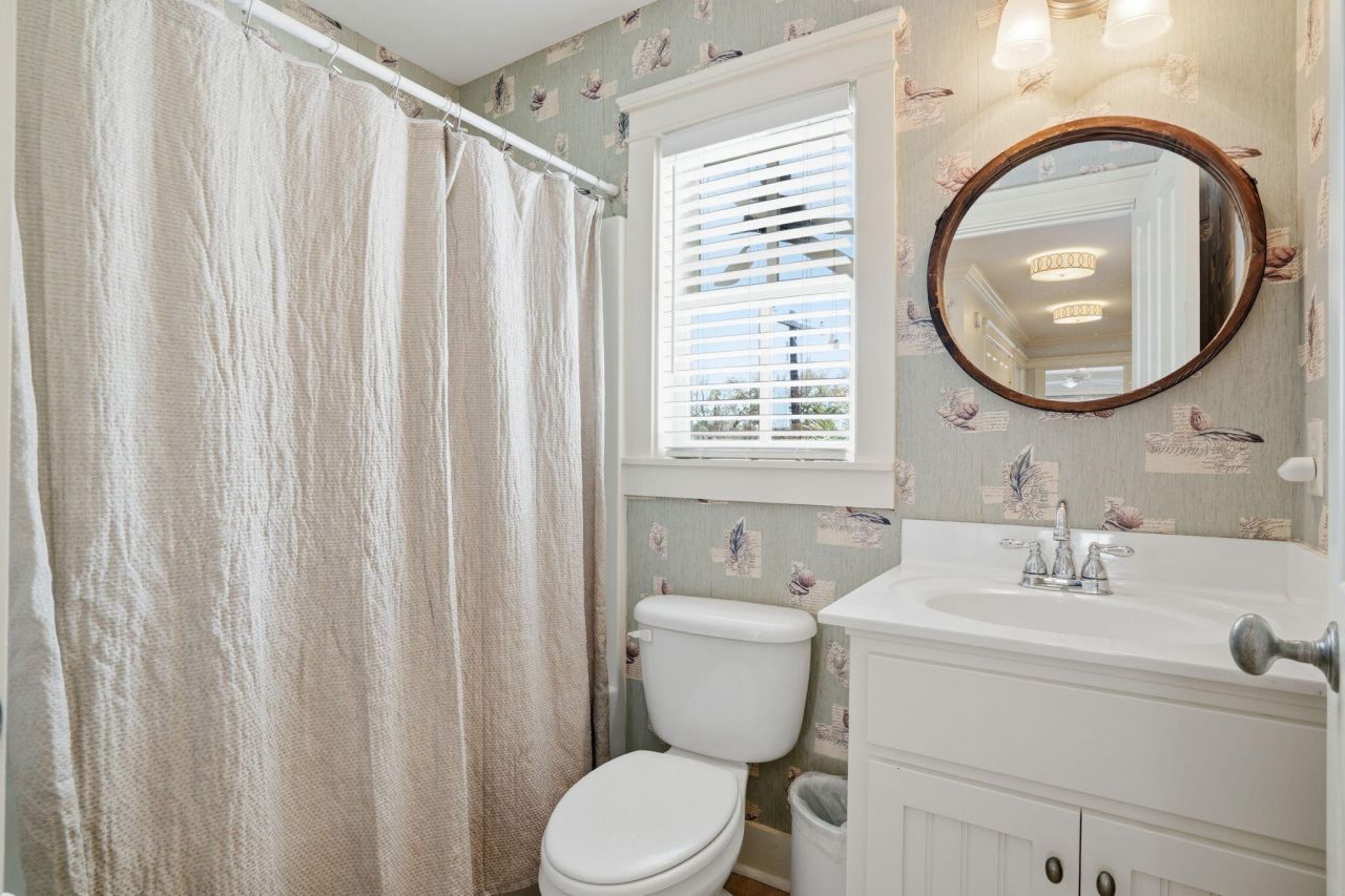 805 Jungle Road Photo 29