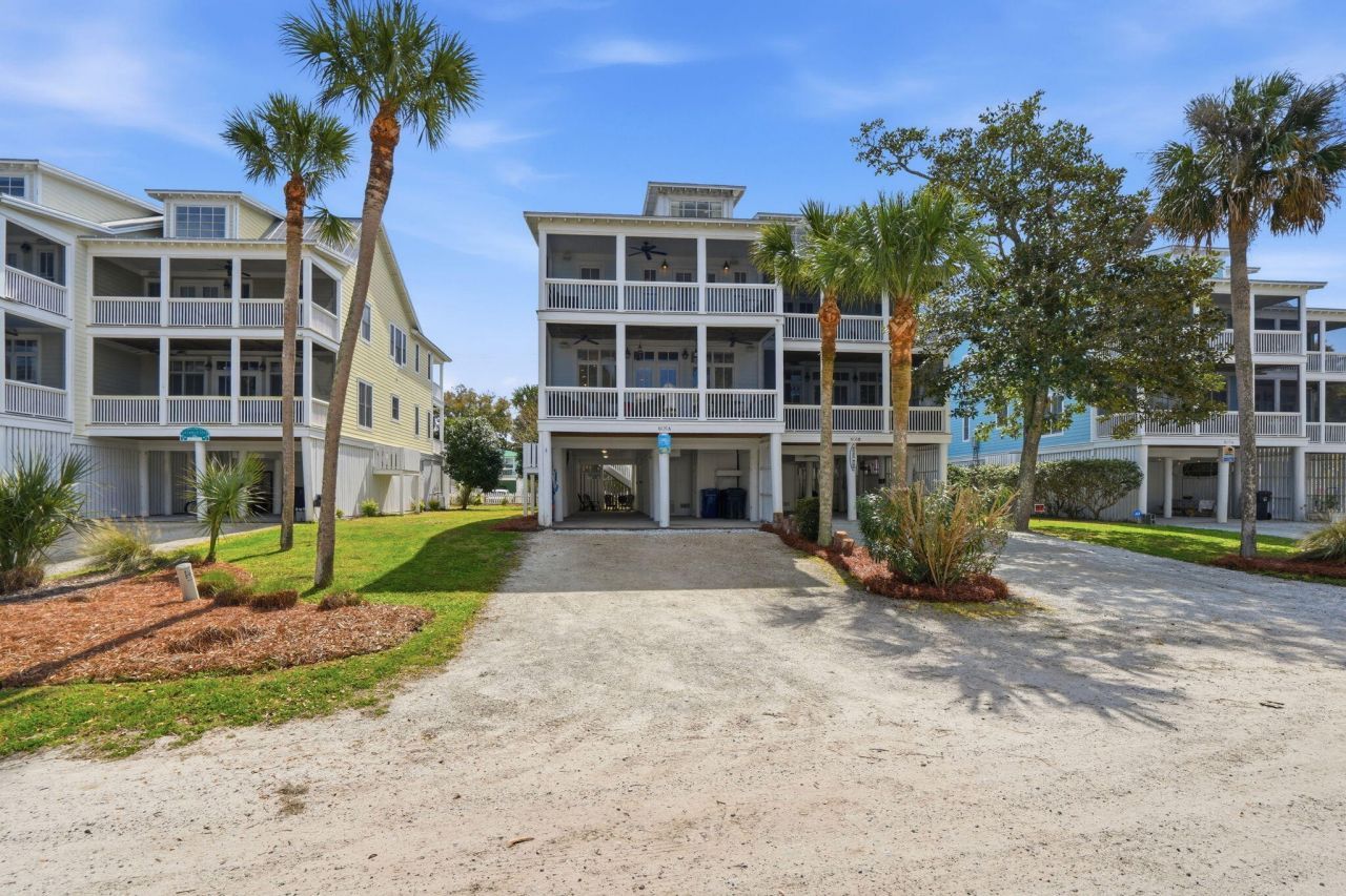 805 Jungle Road Photo 44